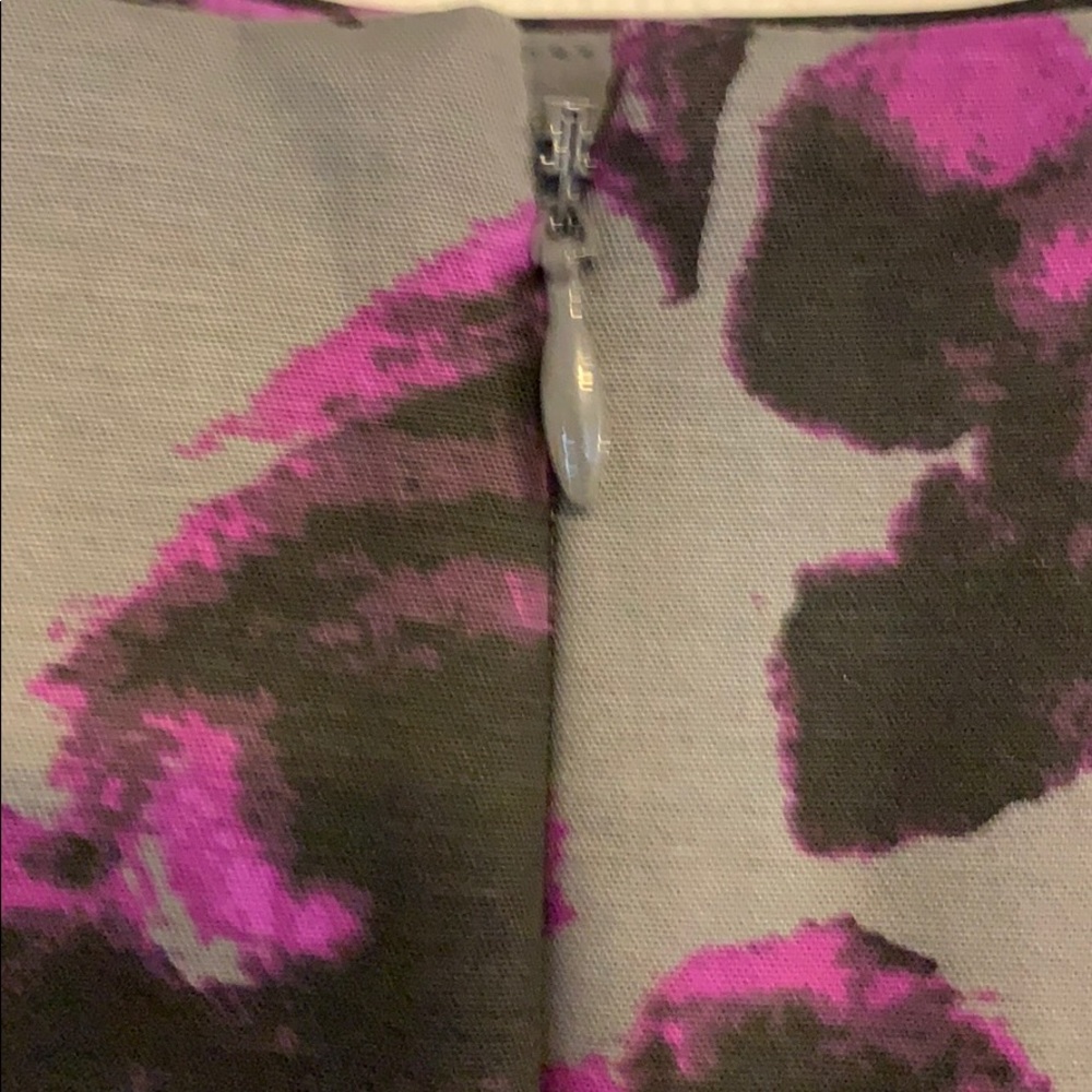 LORD & TAYLOR gray/black/fuchsia skirt size 16W. - Picture 4 of 7